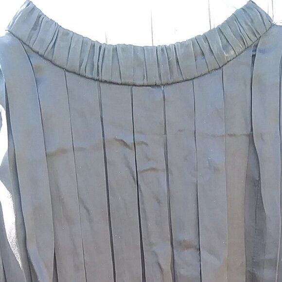 Women's Black Silk Pleated Button Down Tank Top - S - Picture 12 of 14